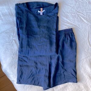 BNWOT Lunya Washable Silk Tee Set, Deep Blue, Medium